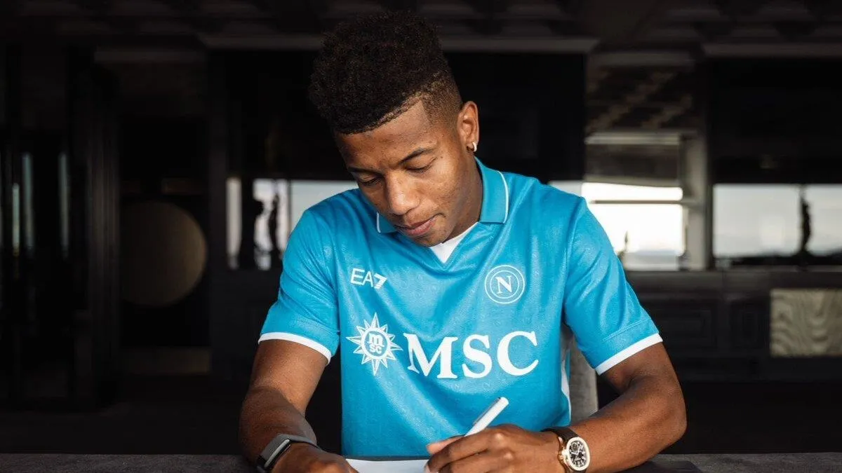 Aslan'dan çifte transfer hamlesi!