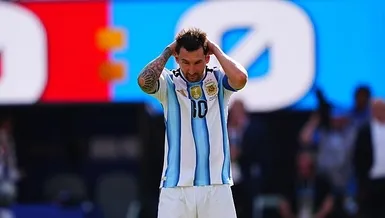 Lionel Messi bırakmıyor